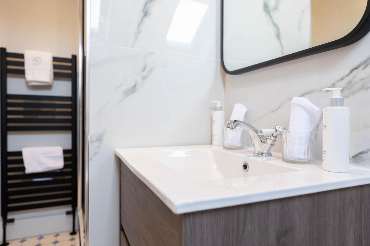 Righ Properties - Luxurious City Centre Three Bedroom Apartment Édimbourg Extérieur photo